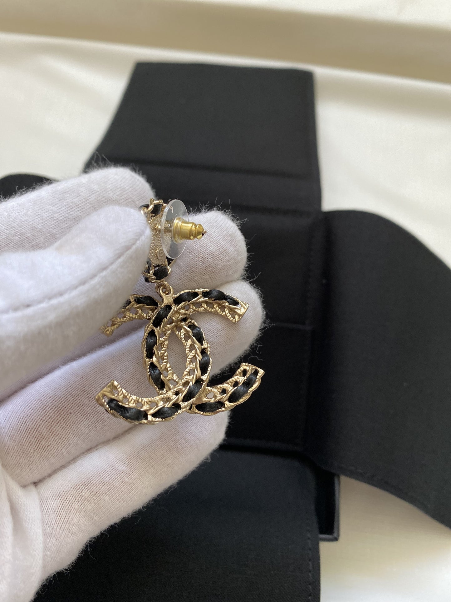 【CHANEL】LOGO Earings