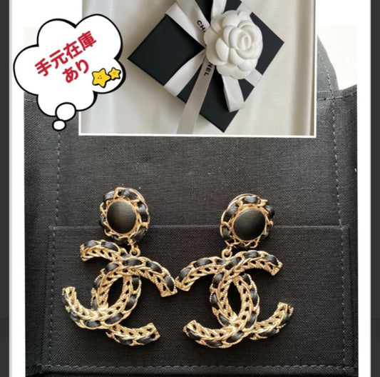 【CHANEL】LOGO Earings